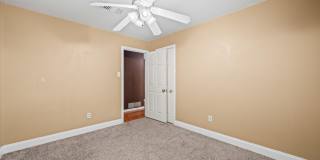 3423 56th Street Gallery 28