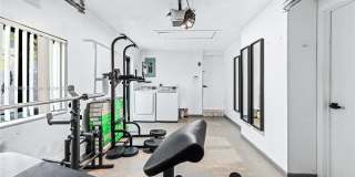 1061 NW North River Dr Gallery 57