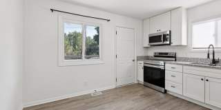 Updated Lincoln 3 Bedroom!! Gallery 9