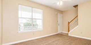 Comfortable Living in the Heart of Stockbridge Gallery 16