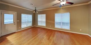 Beautiful 4 Bedroom 3 Bath in Edmond Schools Gallery 10