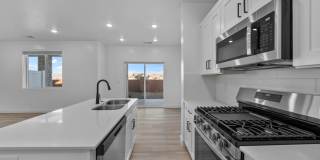 Newly Built Townhome! Gallery 1