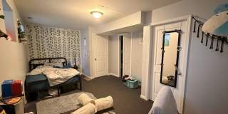 2746 W Le Moyne St Gallery 11