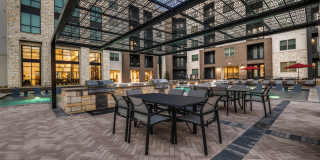 Aura Avant Gallery 25