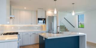 Modern Manhattan Beach Townhome! Gallery 8