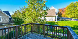 2 Bedroom, 2 1/2 Bath Townhome in Urbandale with attached Garage!!! Gallery 19