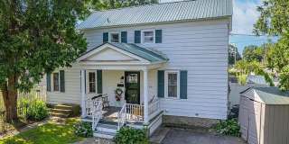 218 Washington Street Gallery 1