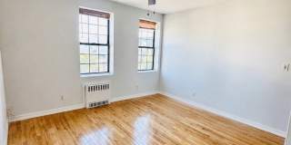 890  Beech St Gallery 1