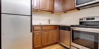 910 Downing Gallery 4