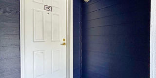 Modern Condo in Gresham near Glendoveer! Gallery 1