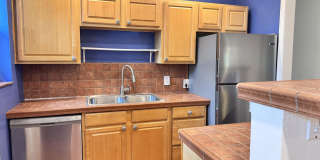 3012 Glenwood Road Gallery 10