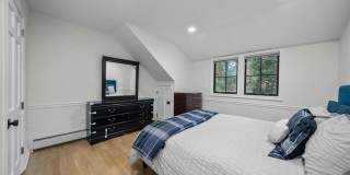 107 Highland Avenue Gallery 19