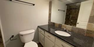 STUDIO APARTMENT LEASING NOW! 1/2 DEPOSIT SPECIAL Gallery 8