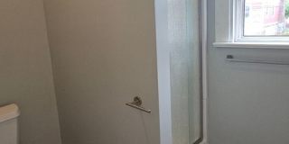 Lovely 2bedroom/1 bonus loft Tacoma house near UPS CURRENTLY OCCUPIED Gallery 6