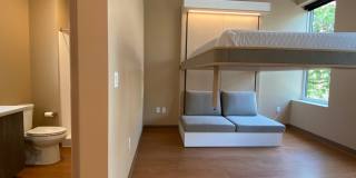 Red Oak at 83 Hanover Street Gallery 39