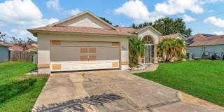 997 SW Eureka Avenue Gallery 1