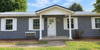 Spacious 4-Bedroom, 2-Bath Home in Quiet Glasgow Neighborhood Gallery 1