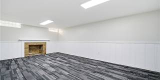 4037 Washington Boulevard Gallery 28