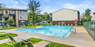 Country Club Apartments Gallery 5