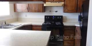 1262 S Boulevard Gallery 1