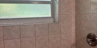 921 Meridian Ave Gallery 14