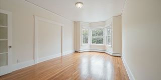 267 10th Avenue Gallery 11