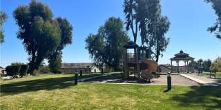 1299 Dogwood Gallery 40