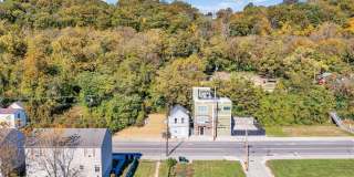 2602 Riverside Drive Gallery 16