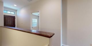 303 Ash Street Gallery 14