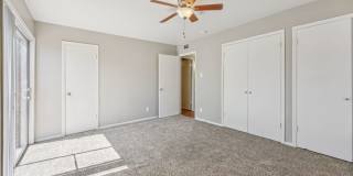Premier Gardens Apt. Gallery 20