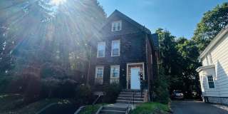 23 Oak Street - 3BD 23 Oak Street - 3BD Gallery 1