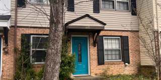 Oak Meadow Townhome Gallery 1
