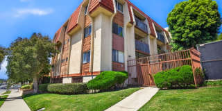 Stunning Updated 2BD/2BA Condo in Signal Hill AVAILABLE FOR IMMEDIATE MOVE IN Gallery 16