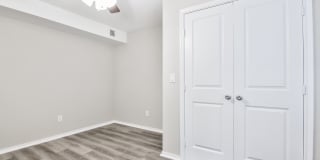 Westlake Apartments Gallery 35