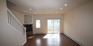 2 Bedroom Townhouse near Downtown Anchorage Gallery 4