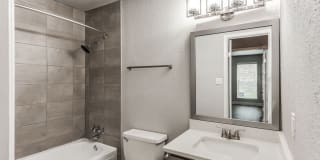 Lexington Gallery 16