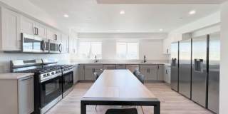 1366 W 35th Street - Co-Living 1366 W 35th Street - Co-Living Gallery 20