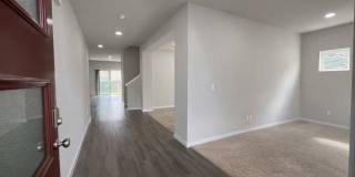 Spacious 4-Bedroom Home with Balcony and Fenced Yard in Marysville Gallery 3
