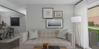 The Falls At Hunters Pointe Gallery 9