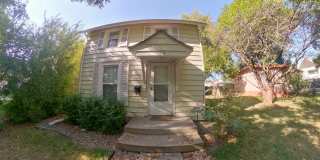 3D Tour Available - Newer Flooring + Large Fenced-in Yard! Available July 3rd! Gallery 9