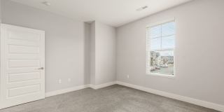 Avery Pointe Gallery 13