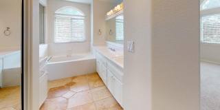 *Lease takeover available in September* 4 Bedroom, 3 Bathroom home with unbeatable views in SLO! Gallery 20
