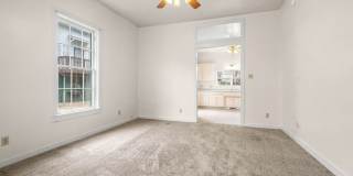 Cozy 2 Bedroom Downtown Home Available! Gallery 6