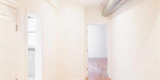855 Broad Avenue Gallery 19