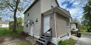 Section 8 & Eden Accepted – Modern 2-BR with Stylish Living & Newly Renovated! Gallery 1
