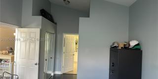 16407 SW 1st Ct Gallery 18