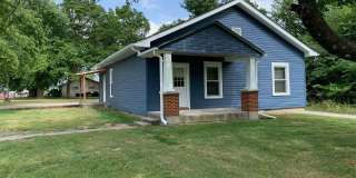 Nice 4BR/2BA Home on Large Corner Lot Gallery 1