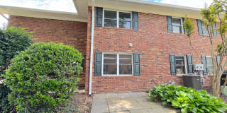8848 WALUTES Circle Gallery 1