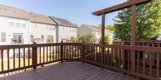 15675 WILLIAM BAYLISS Court Gallery 37