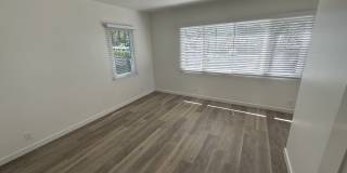 1327 Cacique Street - A Gallery 5